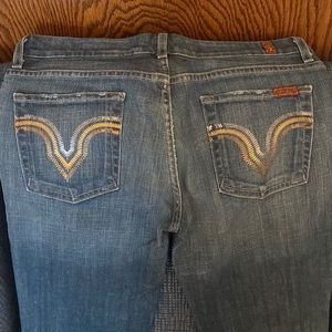 Seven for all mankind kate Jean. Size 29. Worn once!